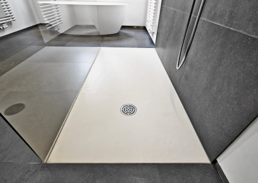 Come pulire un piatto doccia in resina senza rovinarlo