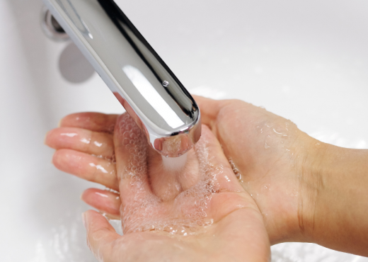 No touch, la rivoluzione contactless comincia in bagno