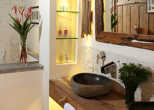 Design organico e naturale nel bagno moderno