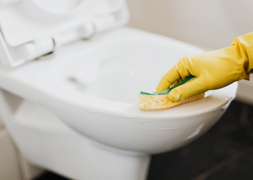 Come pulire efficacemente la ceramica del WC