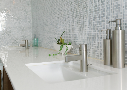 La sfida dell'igiene in bagno: i materiali antibatterici su cui puntare