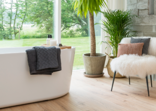 Design immerso nella natura: il bagno green